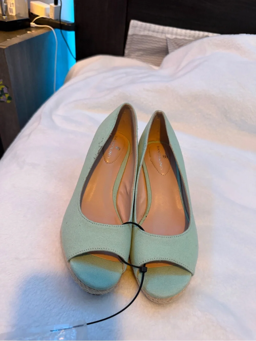 Women’s Mint Green Peep-Toe Espadrille Wedges